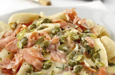 Lemon rag pasta with smoked salmon and capers