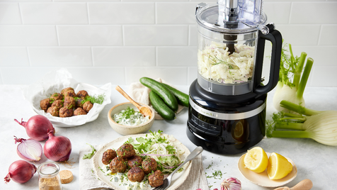 Food processor vs blender: What's the difference?