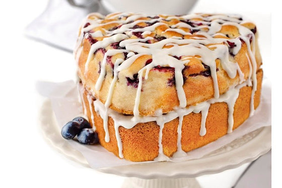 Blueberry cake with white chocolate icing