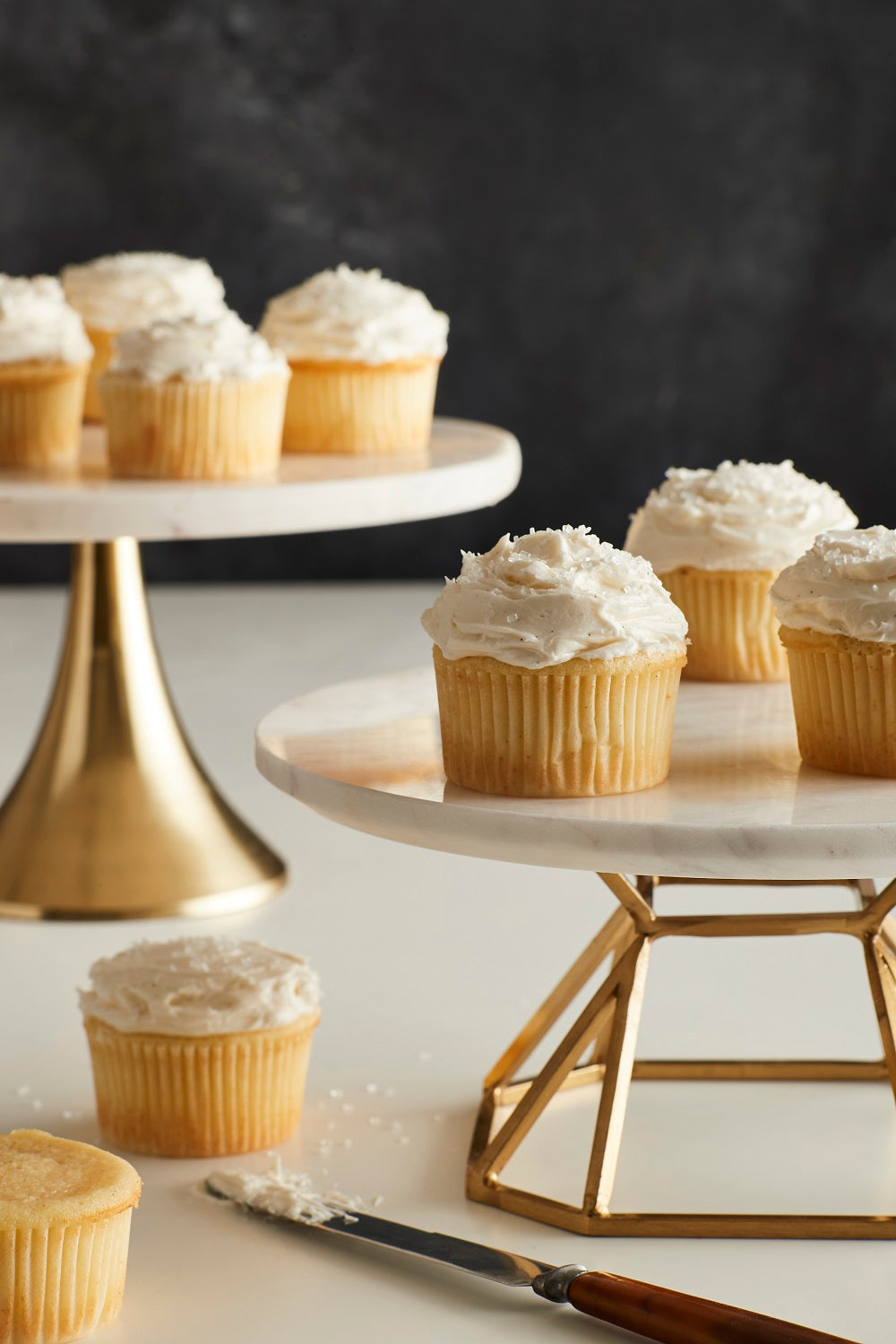 Vanilla Cupcakes with Mascarpone Buttercream Frosting