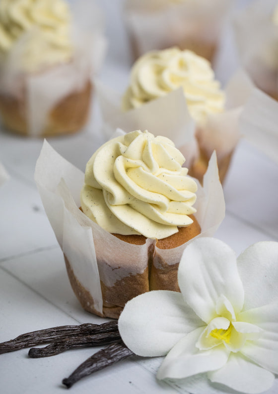 Vanilla Cupcakes by Kirsten Tibballs