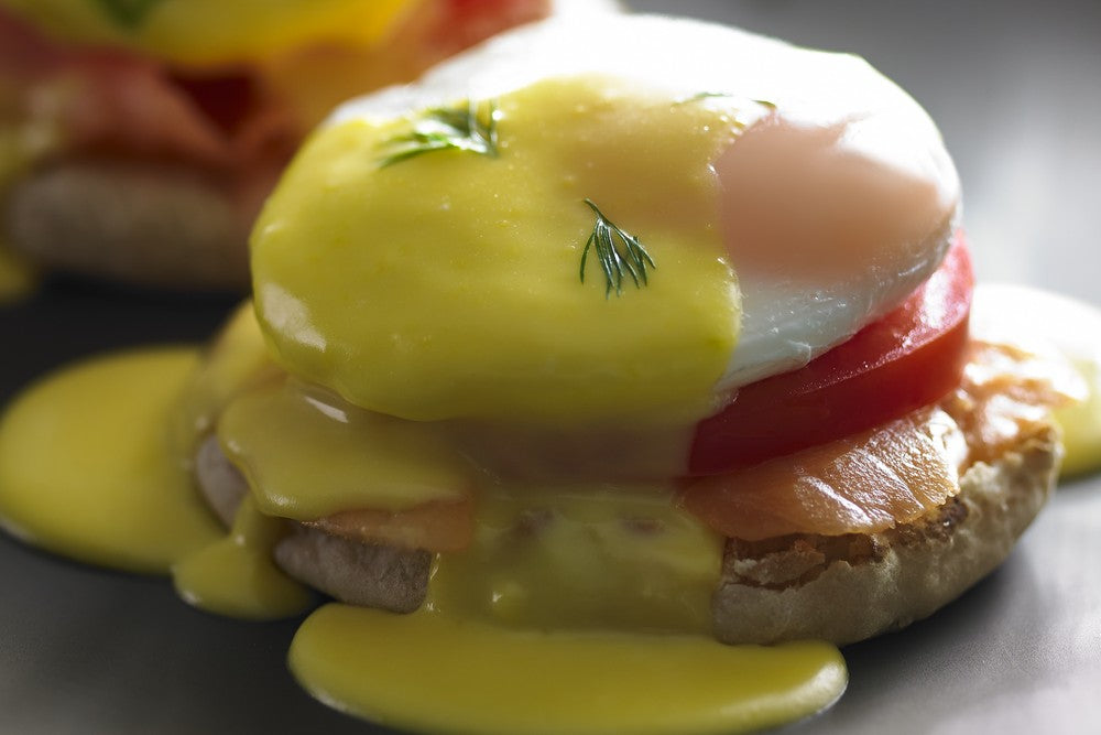 Eggs Benedict with Smoked Salmon and Hollandaise Sauce
