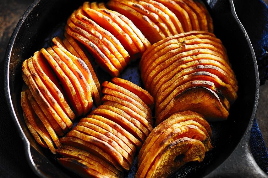 Sweet and Spicy Sweet Potatoes with Garlic Mayo