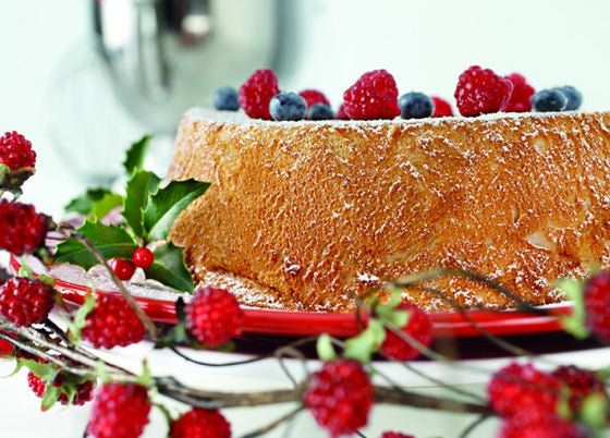 Angel food cake with tossed berries