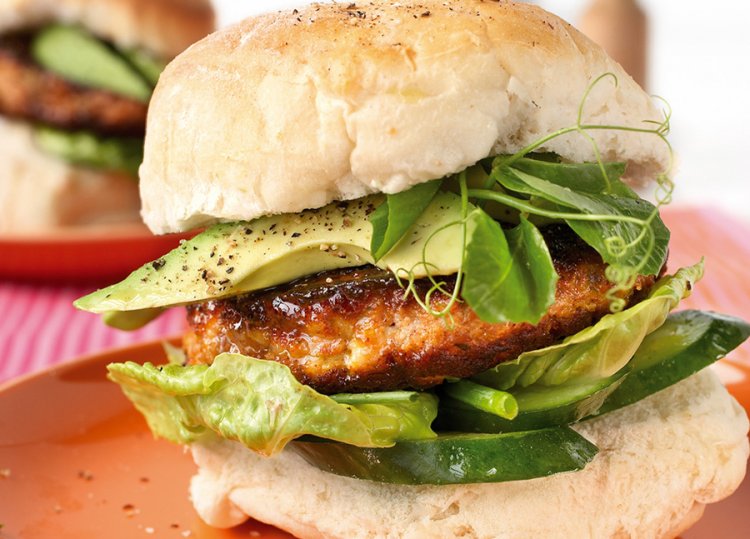 Tandoori chicken burger