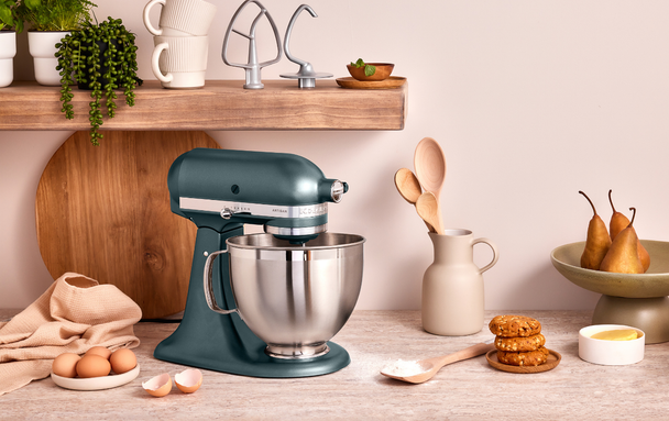Stand mixers vs hand mixers