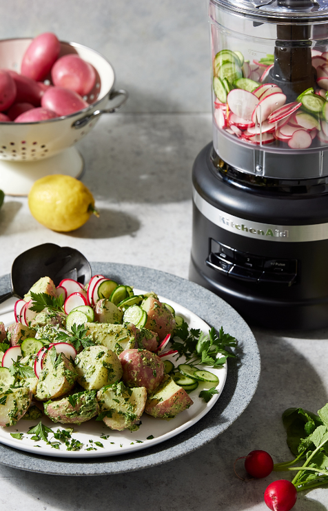 How to clean a food processor: step-by-step guide