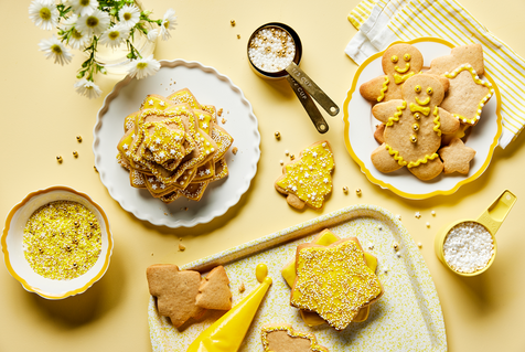 Iced gingerbread cookies