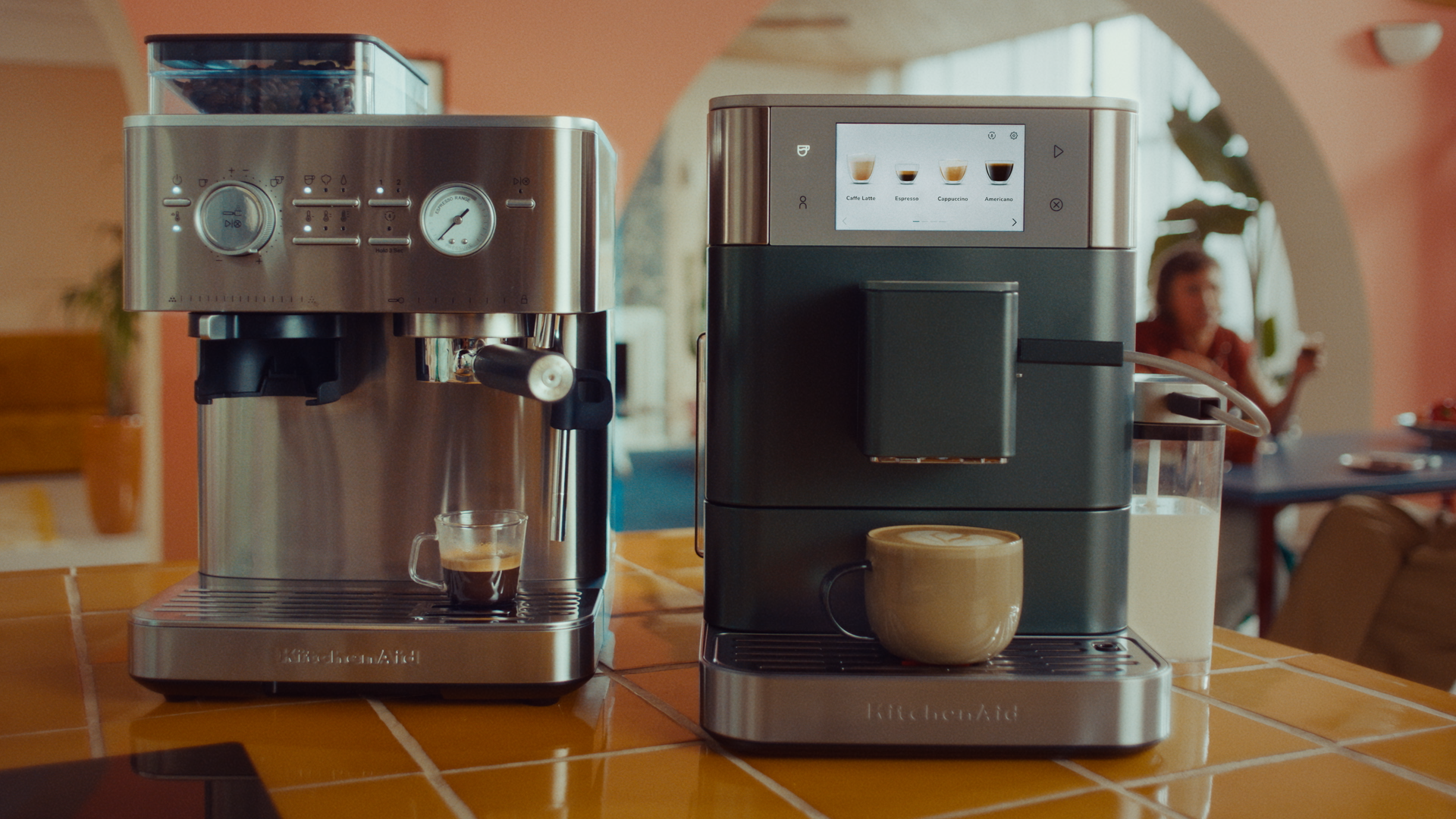 How to clean a coffee machine in 8 simple steps