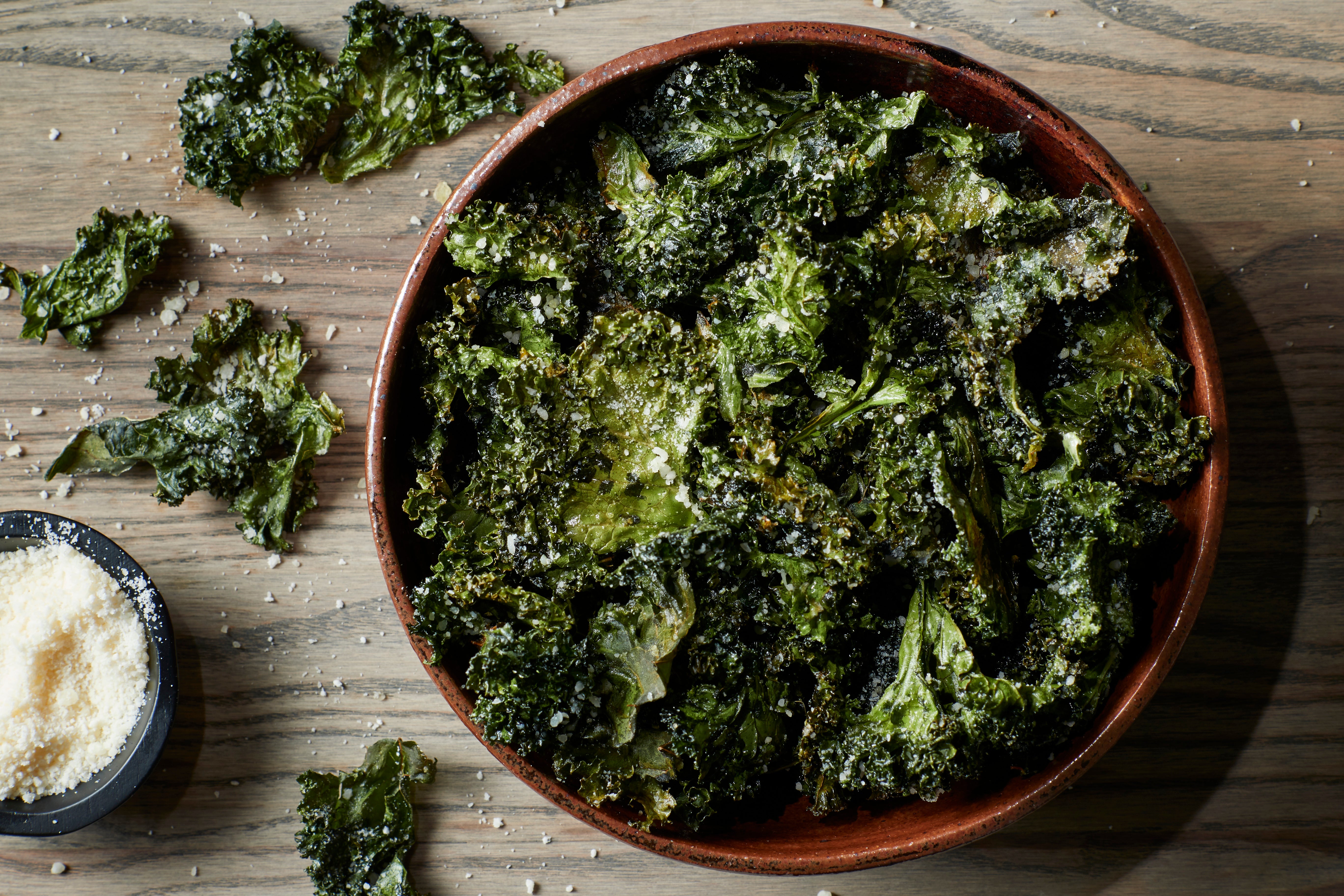 Cheesy Kale Chips