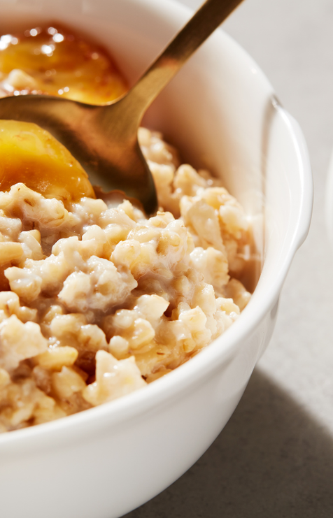 Creamy oats with caramelised bananas