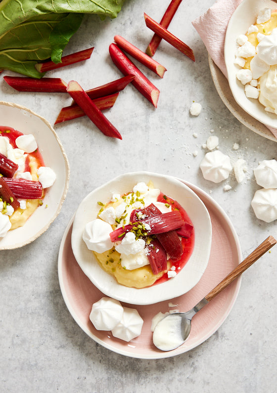 Roasted rhubarb eton mess