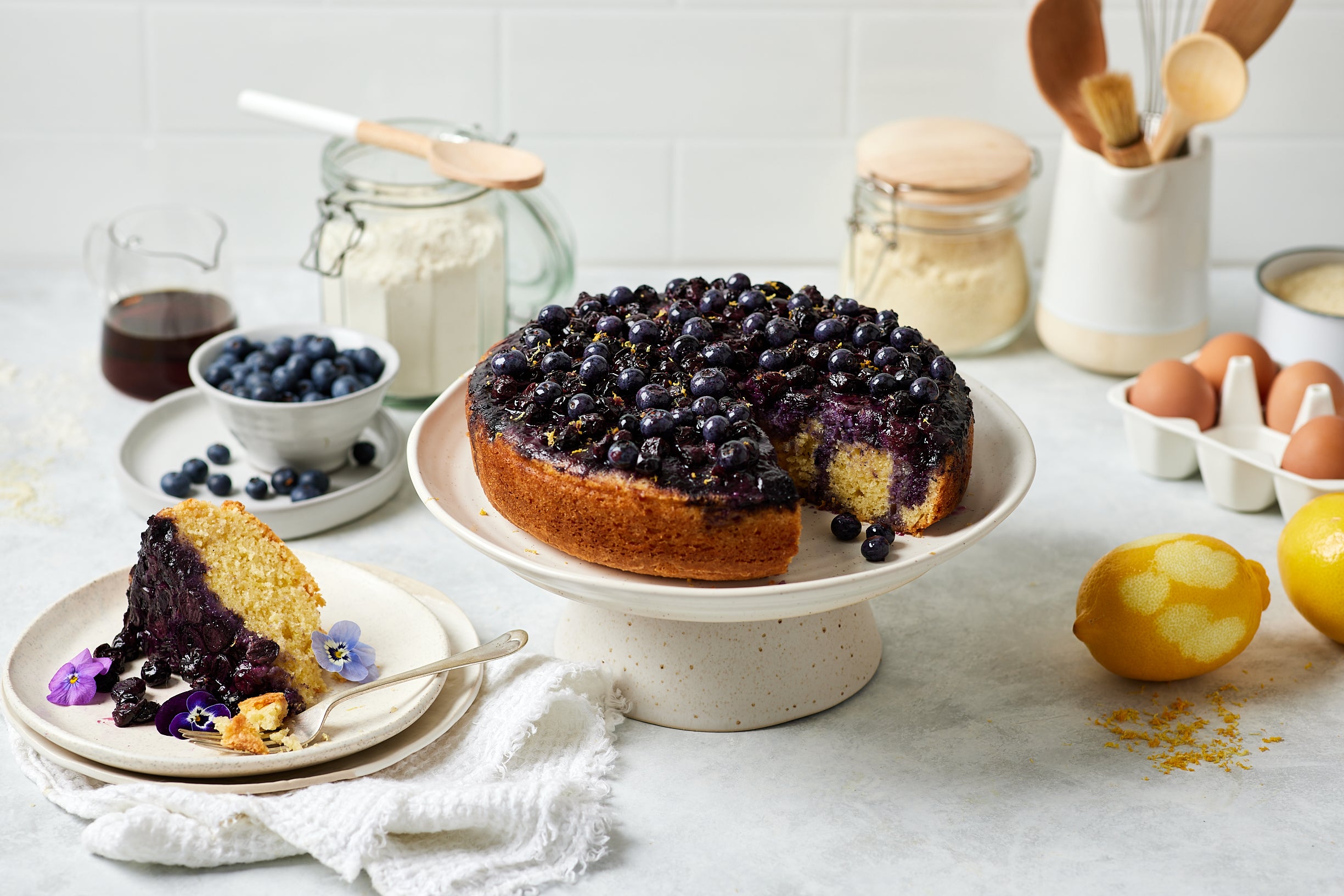 Blueberry vanilla buttercake