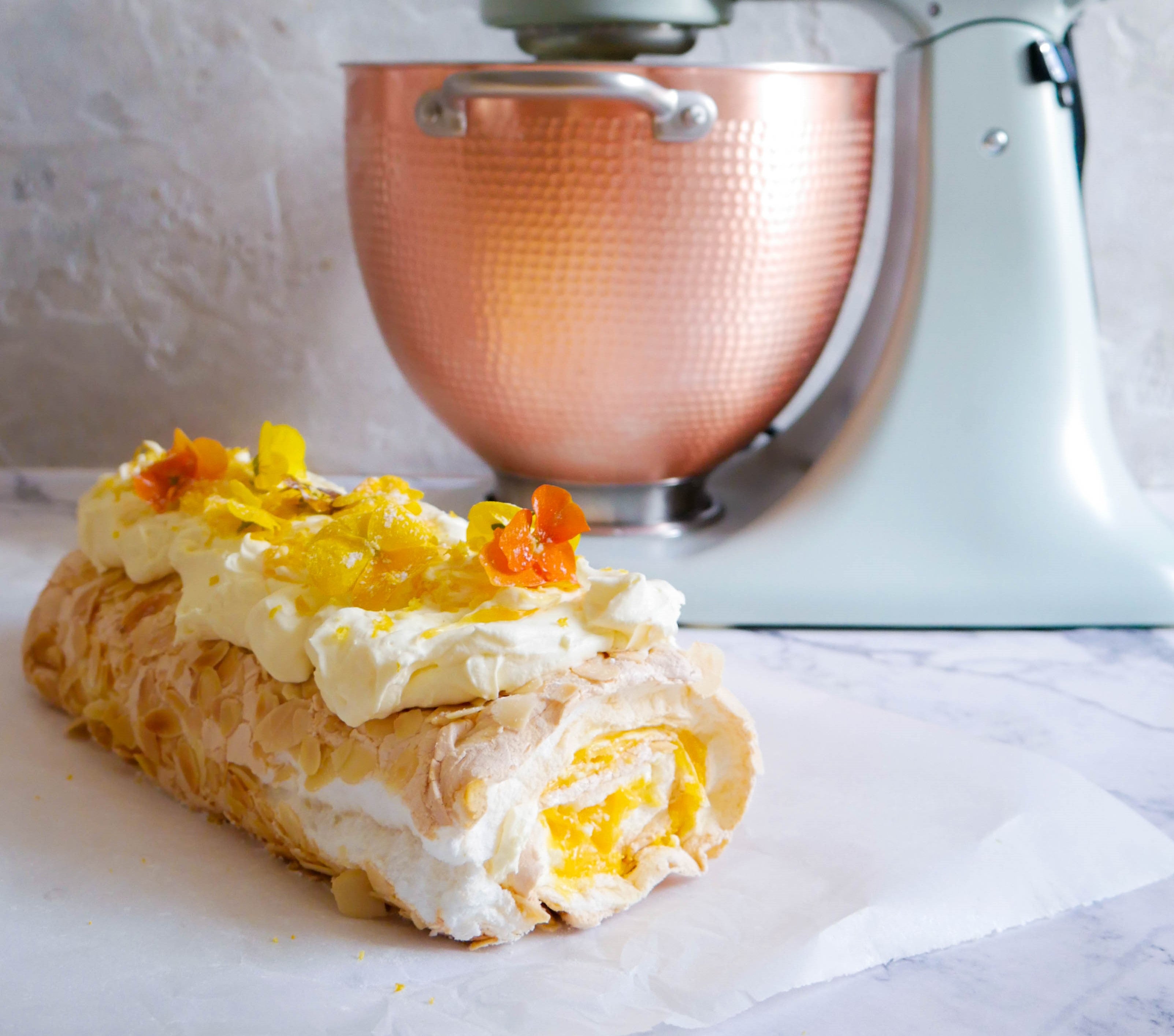Lemon curd meringue roulade | Daen's Kitchen
