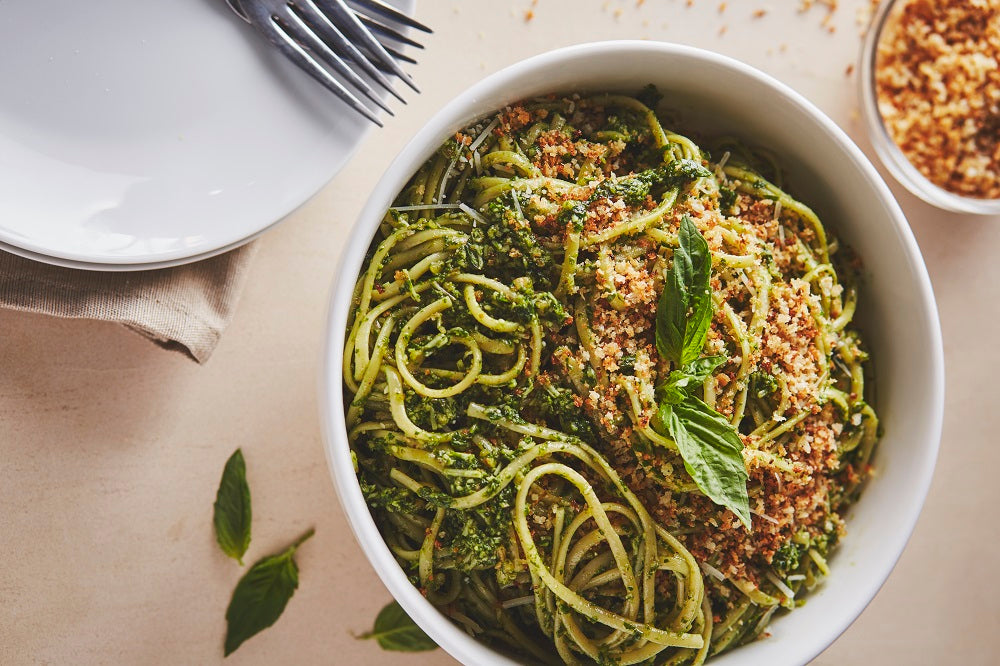 Spaghetti with Spinach Pesto and Crispy Breadcrumbs