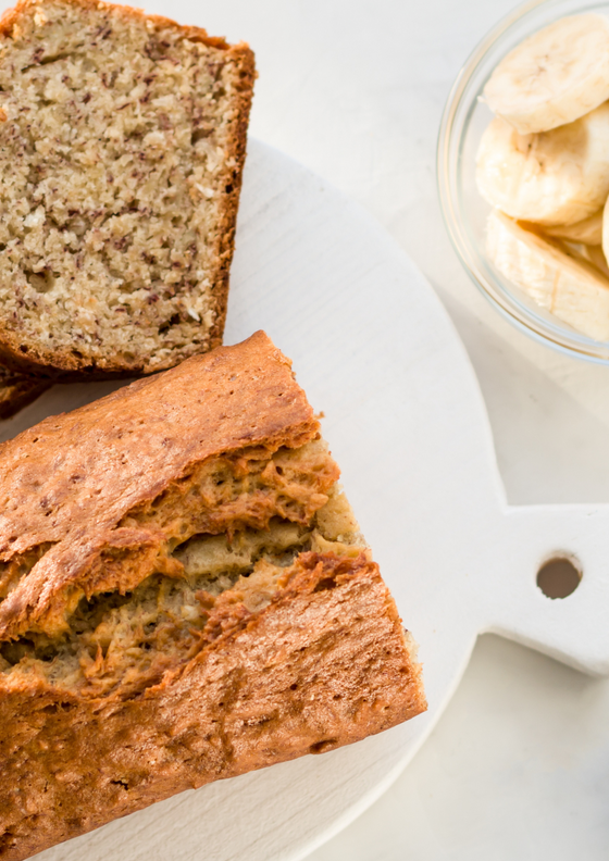 Banana bread with mascarpone, honey and ginger cake crumb