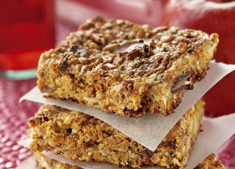 Healthy home made muesli bars