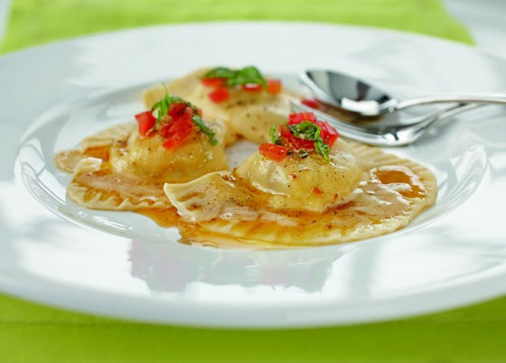 Cheese & spring onion ravioli