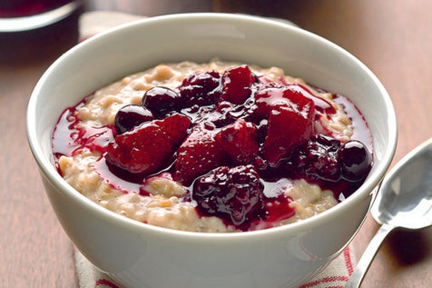 Wholegrain Porridge with Berry Compote