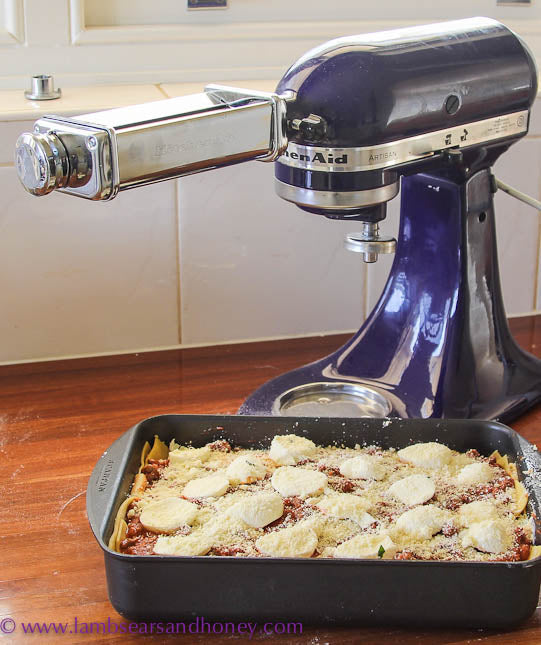 Make-Ahead Lasagne by the Lambs' Ears and Honey blog