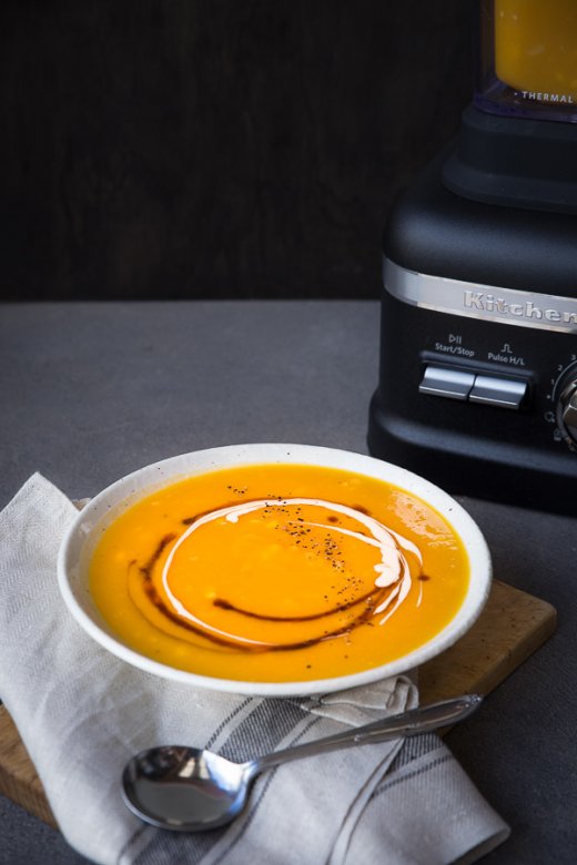 Easy and healthy pumpkin soup recipe