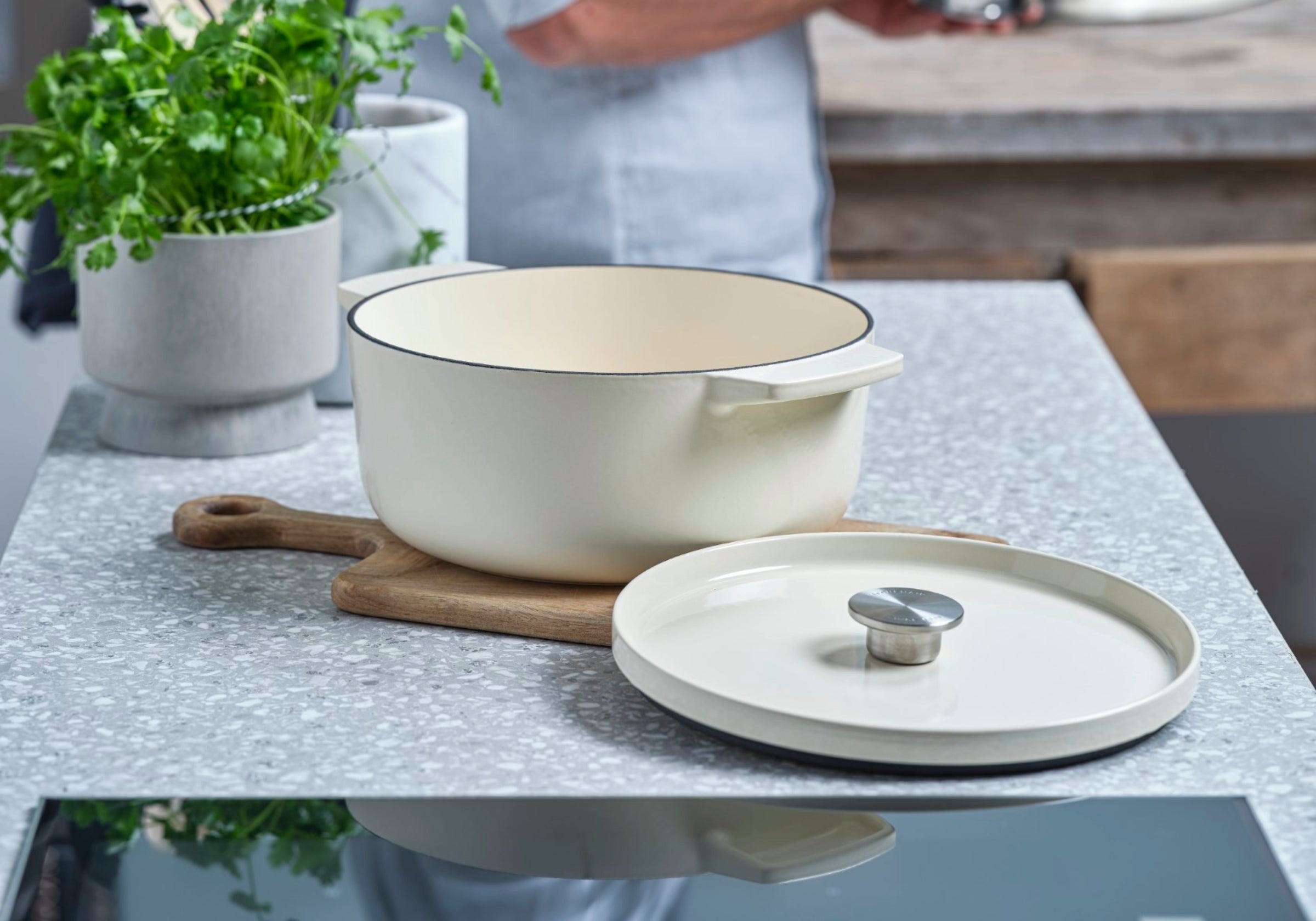 Oval Covered Casserole 30cm (5.6L) Almond Cream