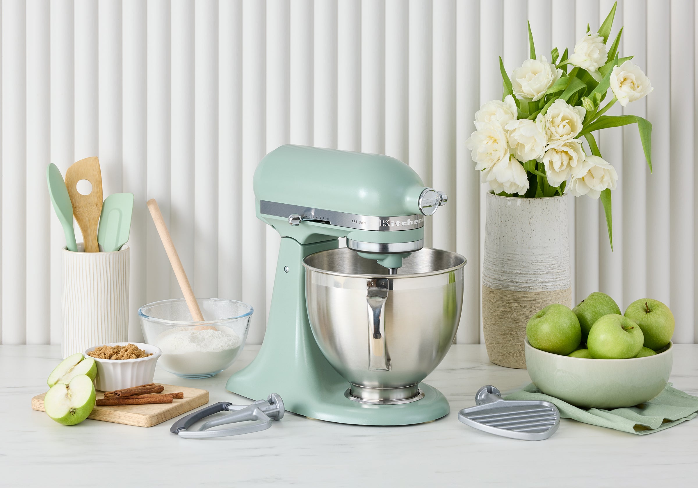 Artisan Tilt-Head Stand Mixer KSM195
