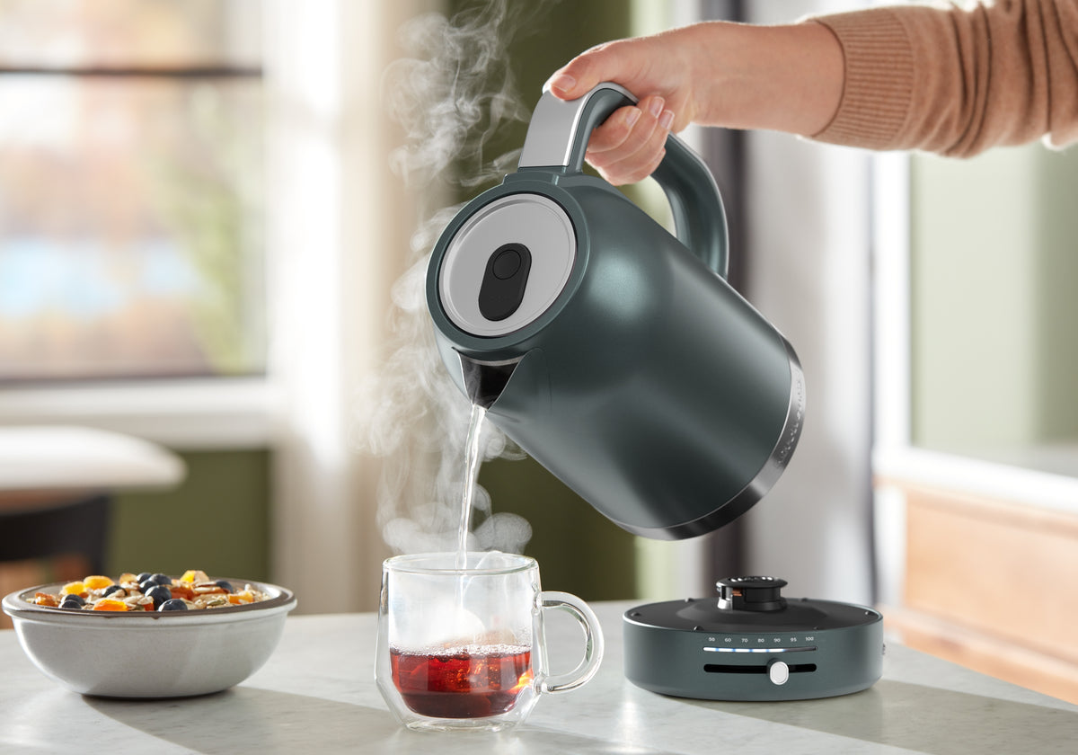 1.7L Variable Temperature Electric Kettle KEK1701 | KitchenAid
