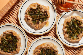 Baked brie tart with the Colour of the Year Stand Mixer