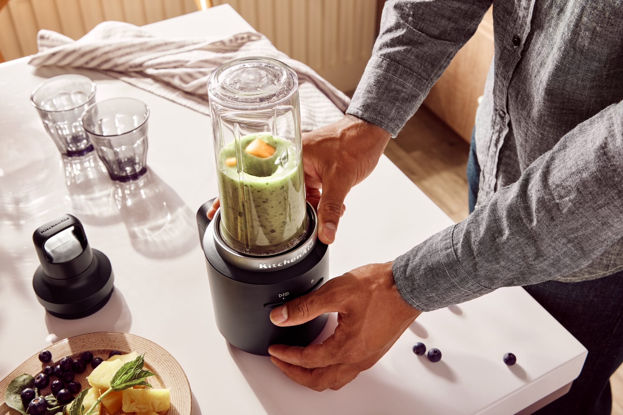 CORDLESS PERSONAL BLENDER