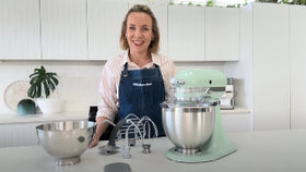 Introduction to the KitchenAid KSM195 Artisan Tilt-Head Stand Mixer: Training with Bel
