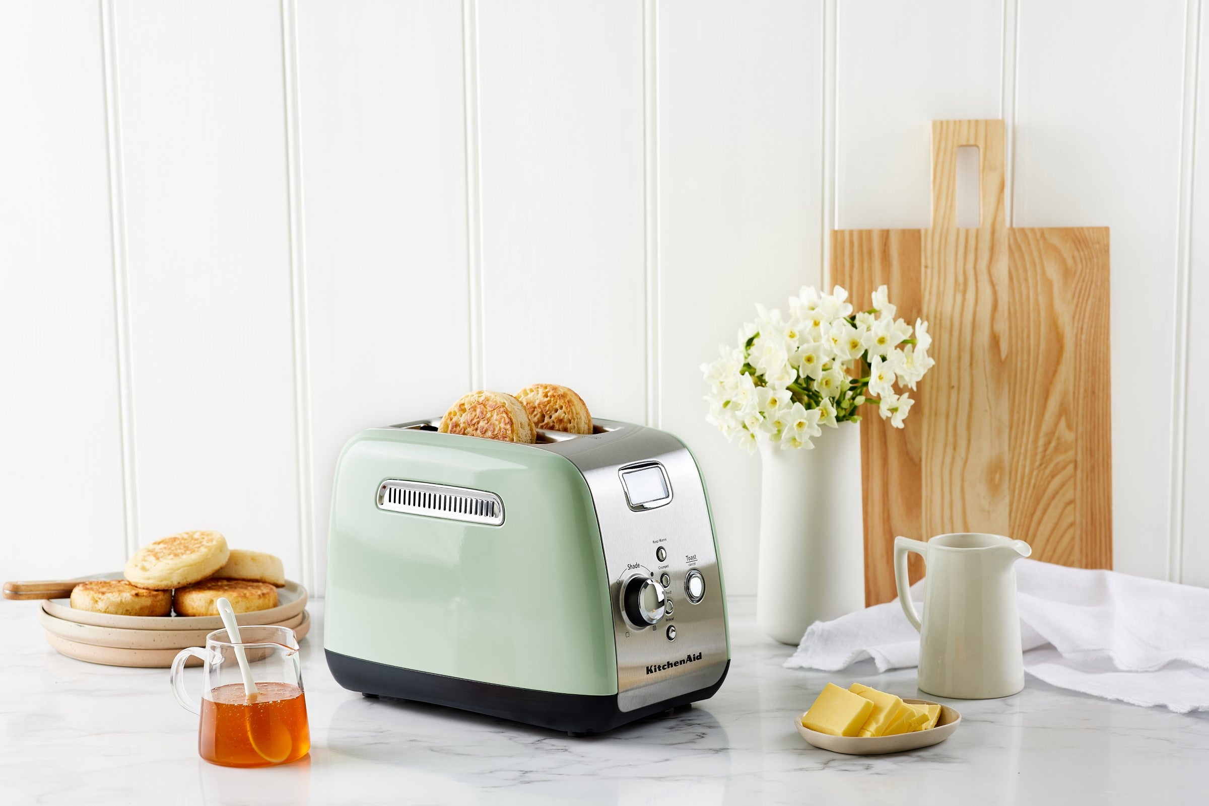 2 Slice Artisan Automatic Toaster KMT223